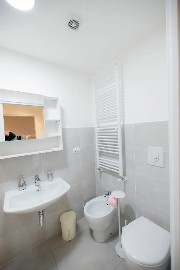 Nuovissimo Bilocale In Zona Navigli/Romolo Apartment Milan Italy
